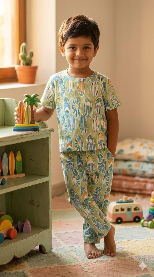 Green Top & bottom  set (6 months-3 years)