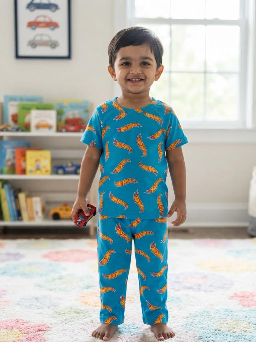Hot wheels Top & bottom set (1-3 year)