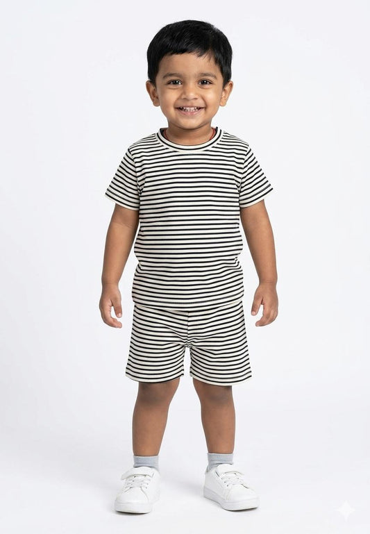 Black & white  Short set (6 months- 3 years)